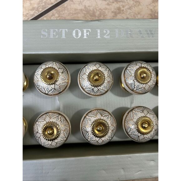 Casa Decor Ceramic DRAWER PULL KNOBS CABINET PULLS Handmade India Set of 12 - Picture 1 of 3